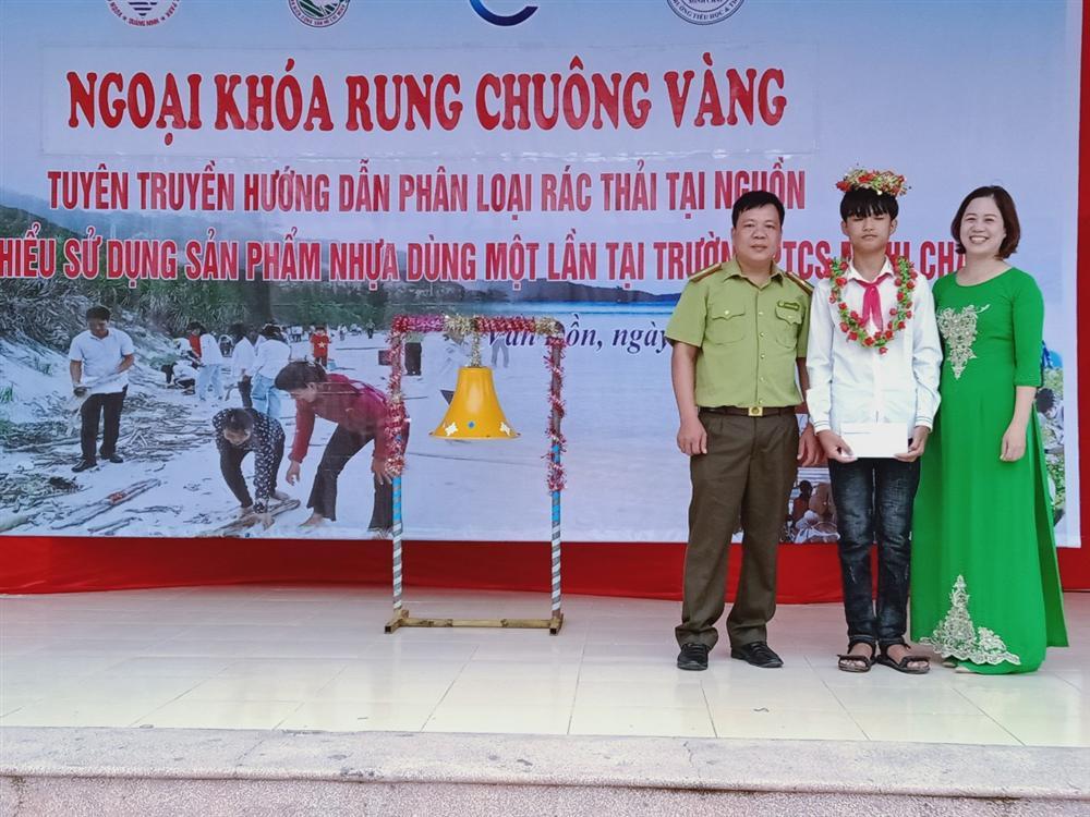 Tổ chức chương trình tuyên truyền, hướng dẫn phân loại rác thải tại nguồn và giảm thiểu sử dụng sản phẩm nhựa dùng một lần tại trường PTCS Minh Châu 15 5 Copy 6