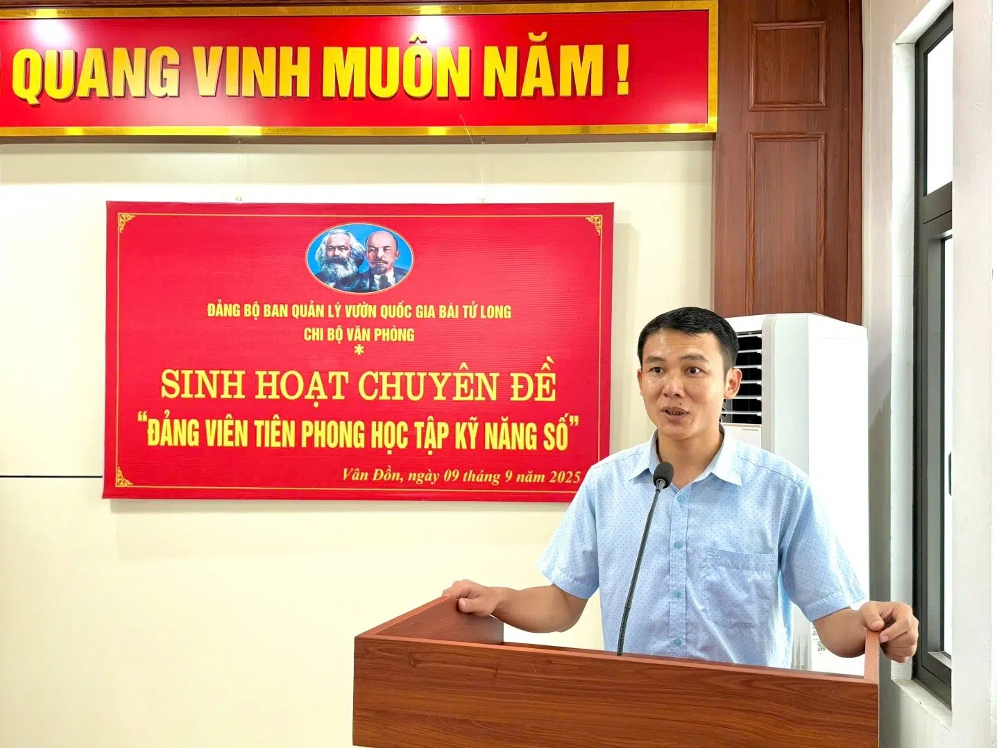 Chi bộ Văn phòng – Đảng bộ Ban Quản lý Vườn quốc gia Bái Tử Long tổ chức sinh hoạt chuyên đề “Đảng viên tiên phong học tập kỹ năng số” 8 002 4